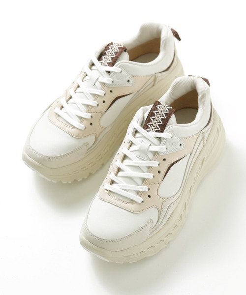 UGG（アグ）の「別注モデル【UGG for emmi】W CA805（スニーカー・レディース・ベージュ・22.5/24/24.5/25/23/23.5）」の11枚目の写真