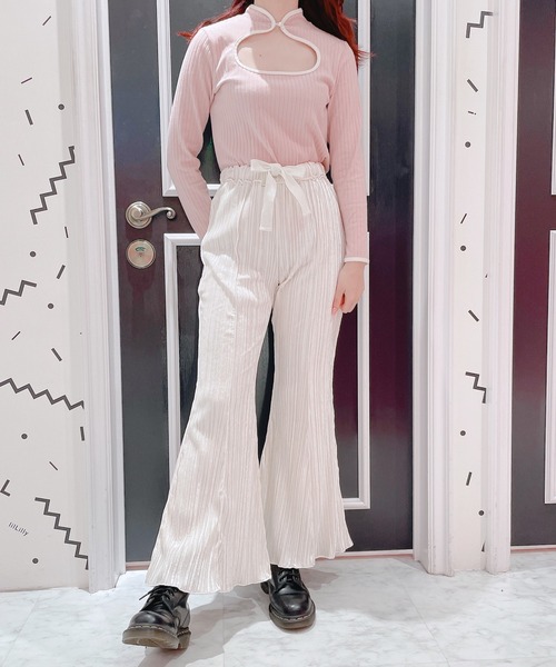 lilLilly（リルリリー）の「ベロアプリーツメローパンツ（その他パンツ・レディース・ホワイト/ブラック/グレー・FREE）」の6枚目の写真