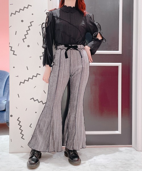 lilLilly（リルリリー）の「ベロアプリーツメローパンツ（その他パンツ・レディース・ホワイト/ブラック/グレー・FREE）」の10枚目の写真