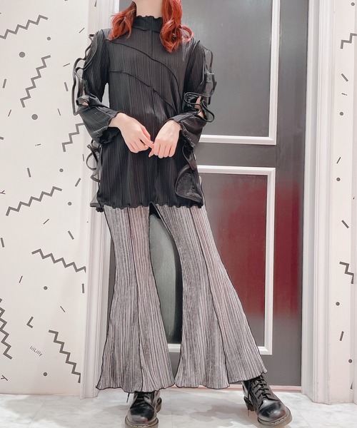 lilLilly（リルリリー）の「ベロアプリーツメローパンツ（その他パンツ・レディース・ホワイト/ブラック/グレー・FREE）」の11枚目の写真