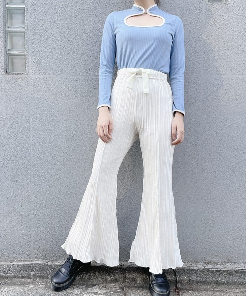 lilLilly（リルリリー）の「ベロアプリーツメローパンツ（その他パンツ・レディース・ホワイト/ブラック/グレー・FREE）」の19枚目の写真