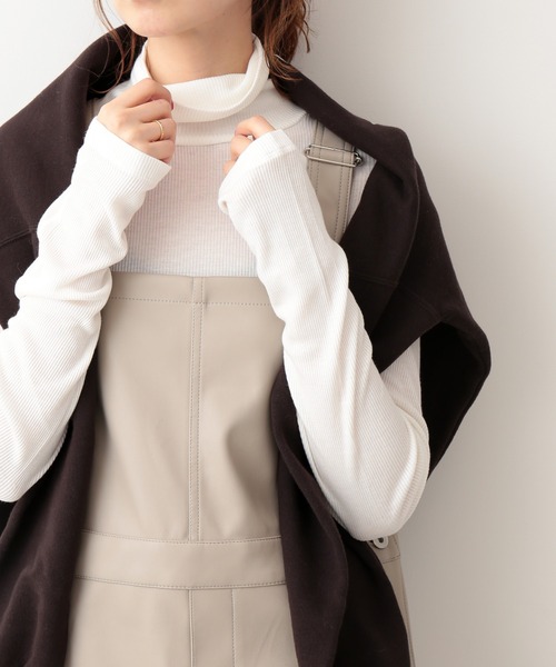 IENA（イエナ）の「ウォッシャブルシルクタートルネックプルオーバー（Tシャツ/カットソー・レディース・ホワイト/チャコールグレー/イエロー・FREE）」の2枚目の写真