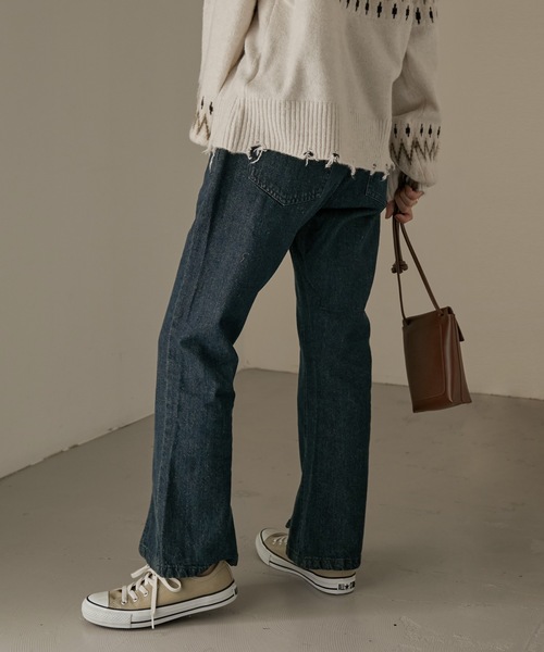 Fashion Letter（ファッションレター）の「センタースリットフレアデニムパンツ（デニムパンツ・レディース・ネイビー/ワンウォッシュ・M/3L/LL/4L/L）」の4枚目の写真