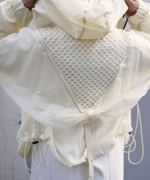 AULA AILA（アウラアイラ）の「AULA AILA（アウラ アイラ）別注レイヤードパーカー（ブルゾン・レディース・アイボリー/ブラック・FREE）」の11枚目の写真