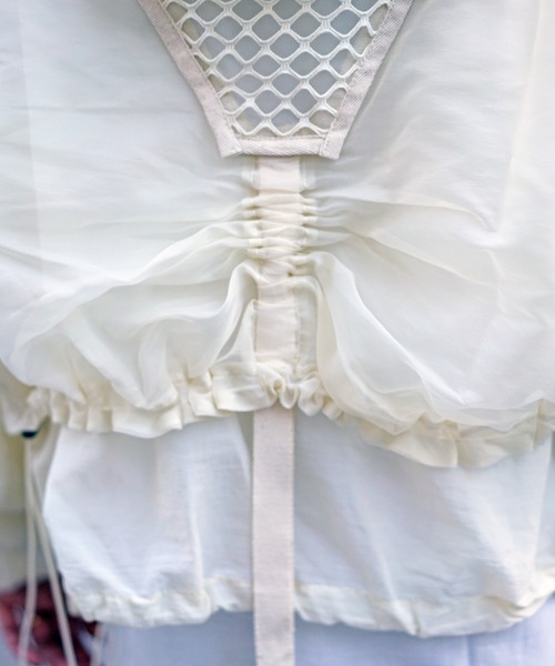 AULA AILA（アウラアイラ）の「AULA AILA（アウラ アイラ）別注レイヤードパーカー（ブルゾン・レディース・アイボリー/ブラック・FREE）」の3枚目の写真