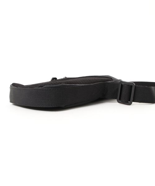 NIKE（ナイキ）の「【NIKE/ナイキ】スモールショルダーバッグ　BA5871（ショルダーバッグ・メンズ・ブラック・FREE）」の4枚目の写真