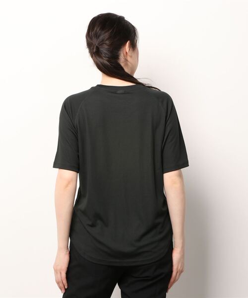 IGNIO（イグニオ）の「イグニオ  ラウンドヘムTシャツ（Tシャツ/カットソー・レディース・ホワイト/ブラック/ラベンダー・S/M/L/XL）」の5枚目の写真