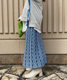 幾何学ラインニットプリーツスカート