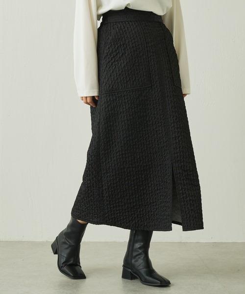 Lui's（ルイス）の「キルトAラインロングスリットスカート（スカート・レディース・ブラック/オフホワイト/サックスブルー・FREE）」の2枚目の写真