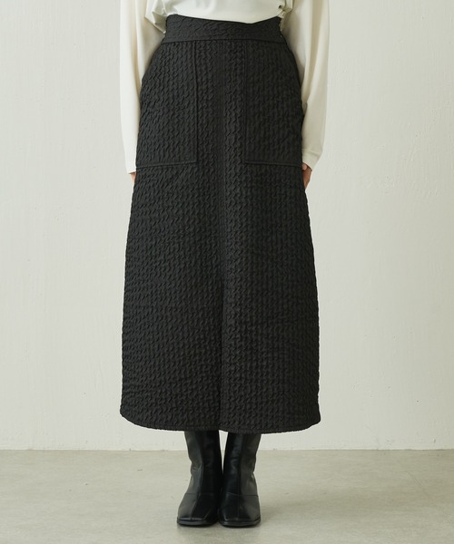 Lui's（ルイス）の「キルトAラインロングスリットスカート（スカート・レディース・ブラック/オフホワイト/サックスブルー・FREE）」の8枚目の写真