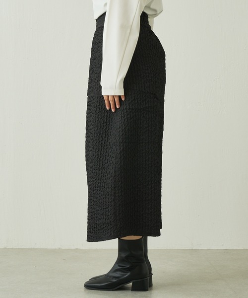 Lui's（ルイス）の「キルトAラインロングスリットスカート（スカート・レディース・ブラック/オフホワイト/サックスブルー・FREE）」の9枚目の写真