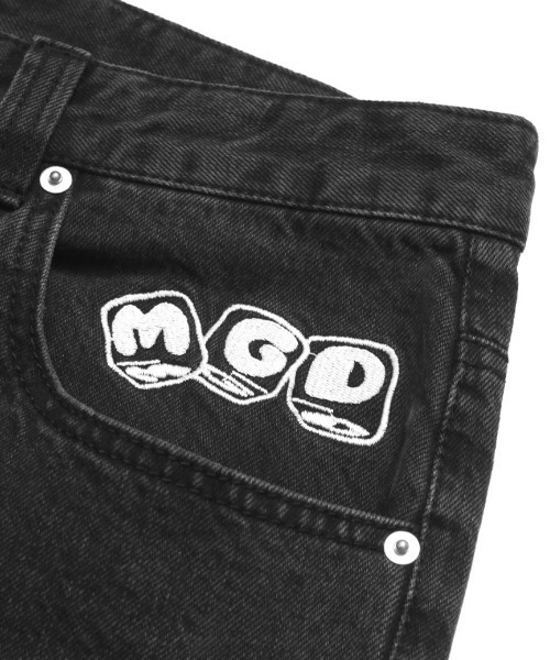 MAHAGRID(マハグリッド)の「【mahagrid】LOOSE FIT DENIM PANT / マハグリッド ルーズフィット デニムパンツ(デニムパンツ・メンズ・ライトブルー/ブラック・LARGE/MEDIUM)」の6枚目の写真