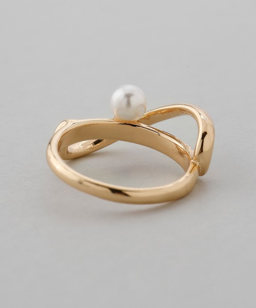 ANEMONE（アネモネ）の「ウェーブパールリング（リング・レディース・ゴールド/シルバー・FREE）」の8枚目の写真
