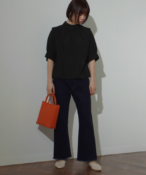 AULI(アウリィ)の「【低身長向けサイズ】フリンジフレアデニムパンツ(デニムパンツ・レディース・ライトブルー/インディゴブルー/ブルー・S/XS/XXS)」の8枚目の写真