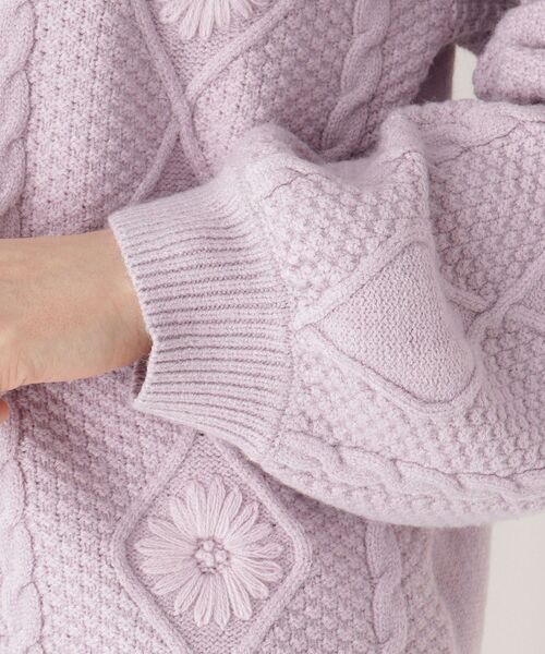 ITS'DEMO（イッツデモ）の「◆花刺繍ニットカーディガン（カーディガン/ボレロ・レディース・アイボリー/イエロー/ベビーピンク・00）」の8枚目の写真