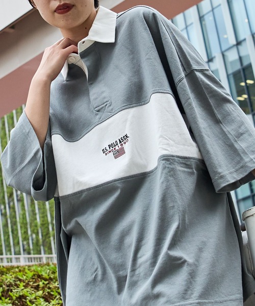 U.S. POLO ASSN.（ユーエスポロアッスン）の「【U.S. POLO ASSN./ユーエスポロアッスン】別注切り替えラガーシャツ/ユニセックス/ビッグシルエット/ポロシャツ（ポロシャツ・メンズ・サックスブルー/ブルー/ブラック/グリーン/ネイビー・SMALL/MEDIUM/LARGE）」の4枚目の写真