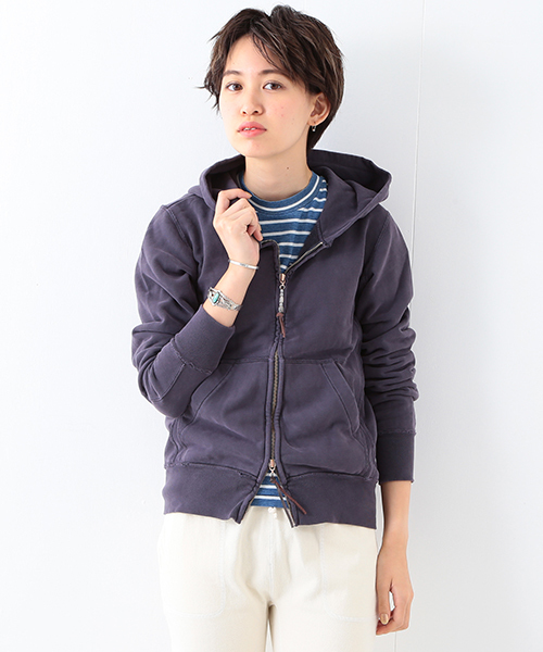 REMI RELIEF（レミレリーフ）の「REMI RELIEF×Ray BEAMS / 別注 スウェットパーカー（パーカー・レディース・オフホワイト/グレー/グリーン/ネイビー・ONE SIZE）」の4枚目の写真