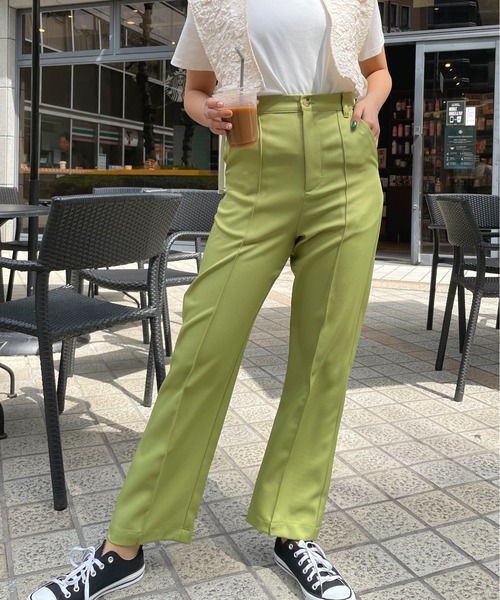 StyleSea(スタイルシー)の「センタータックストレートパンツ(スラックス・レディース・コーラルピンク/グレイッシュベージュ/パープル/ライム・MEDIUM)」の6枚目の写真