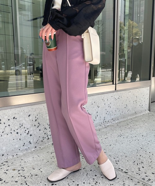StyleSea(スタイルシー)の「センタータックストレートパンツ(スラックス・レディース・コーラルピンク/グレイッシュベージュ/パープル/ライム・MEDIUM)」の19枚目の写真
