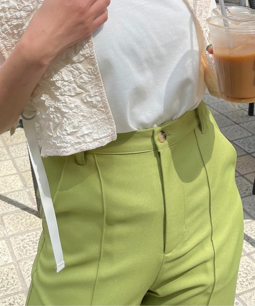 StyleSea(スタイルシー)の「センタータックストレートパンツ(スラックス・レディース・コーラルピンク/グレイッシュベージュ/パープル/ライム・MEDIUM)」の12枚目の写真