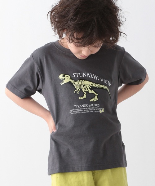 GLOBAL WORK（グローバルワーク）の「キッズ/DRY/BOYSグラフィックTシャツ半袖/267197（Tシャツ/カットソー・キッズ・ホワイト/チャコールグレー/カーキ/ダークグレー・130cm/150cm/120cm/140cm/160cm/110cm/100cm）」の3枚目の写真