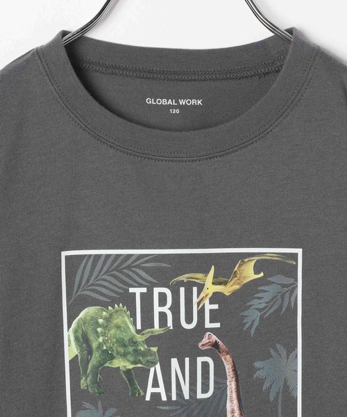 GLOBAL WORK（グローバルワーク）の「キッズ/DRY/BOYSグラフィックTシャツ半袖/267197（Tシャツ/カットソー・キッズ・ホワイト/チャコールグレー/カーキ/ダークグレー・130cm/150cm/120cm/140cm/160cm/110cm/100cm）」の22枚目の写真