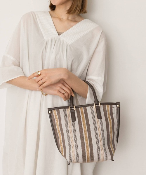 RODE SKO（ロデスコ）の「マルチストライプトートバッグ（トートバッグ・レディース・ブラウン/キャメル・ONE）」の10枚目の写真