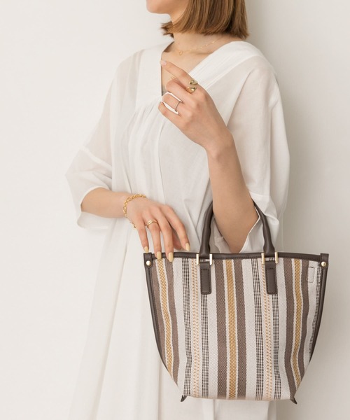 RODE SKO（ロデスコ）の「マルチストライプトートバッグ（トートバッグ・レディース・ブラウン/キャメル・ONE）」の14枚目の写真