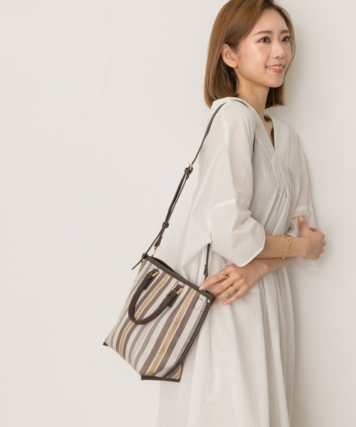 RODE SKO（ロデスコ）の「マルチストライプトートバッグ（トートバッグ・レディース・ブラウン/キャメル・ONE）」の8枚目の写真