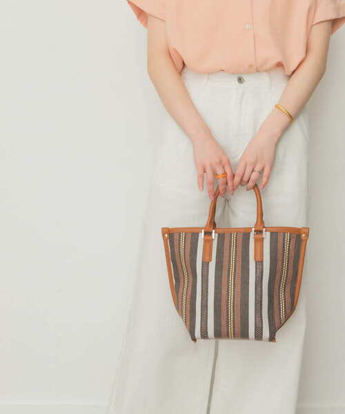 RODE SKO（ロデスコ）の「マルチストライプトートバッグ（トートバッグ・レディース・ブラウン/キャメル・ONE）」の13枚目の写真
