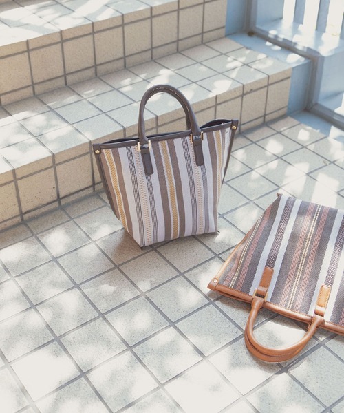 RODE SKO（ロデスコ）の「マルチストライプトートバッグ（トートバッグ・レディース・ブラウン/キャメル・ONE）」の7枚目の写真