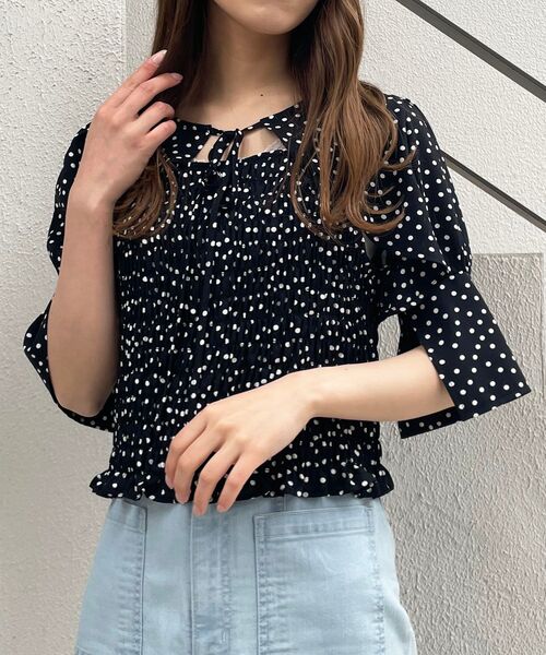 MAJESTIC LEGON(マジェスティックレゴン)の「ショートトップスセットブラウス(シャツ/ブラウス・レディース・イエロー系その他/ホワイト系その他2/ブラック系その他・MEDIUM)」の22枚目の写真