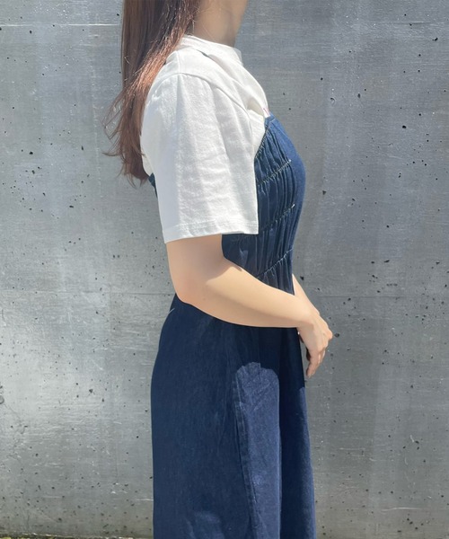 Voyage titty&Co.PETIT（ボヤージュティティアンドコープチ）の「【Voyage titty&Co. PETIT】サイドギャザーデニムジャンスカ（ワンピース・レディース・インディゴブルー・SMALL/MEDIUM）」の2枚目の写真
