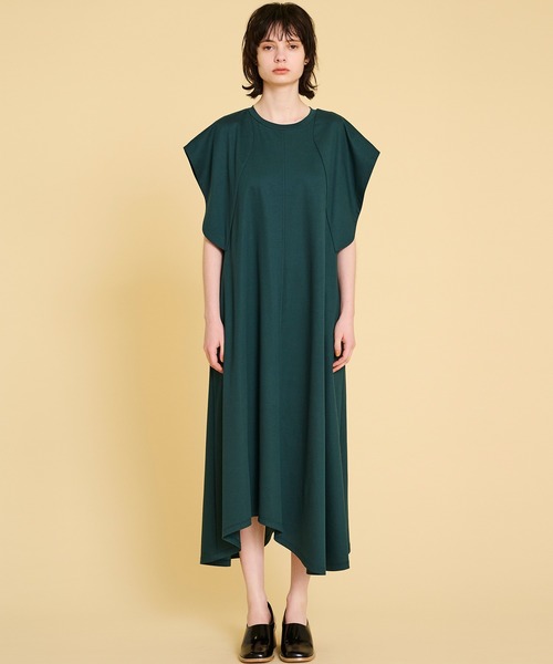 美品 ランバンオンブルー カラーステッチ コクーンカットソーワンピース グリーン LANVIN en Bleu（ランバンオンブルー）の「ケープスリーブカットソー