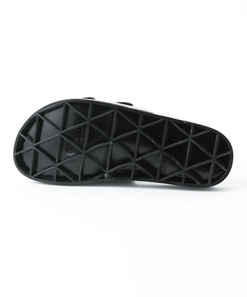 niko and...(ニコアンド)の「オリジナルダブルベルトサンダル(サンダル・レディース・オフホワイト/ブラック・MEDIUM/LARGE)」の7枚目の写真