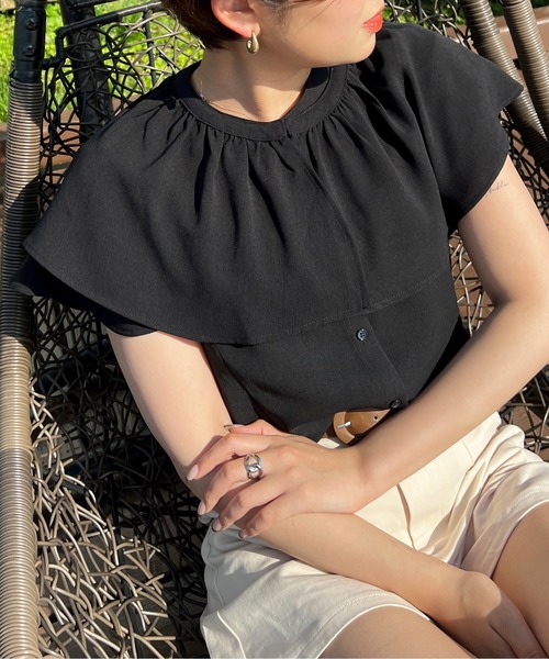 Ambre Ciel(アンブルシエル)の「ケープカラーラッフルブラウス/【WEB/EC限定商品】(シャツ/ブラウス・レディース・ブラック/オフホワイト・FREE)」の9枚目の写真