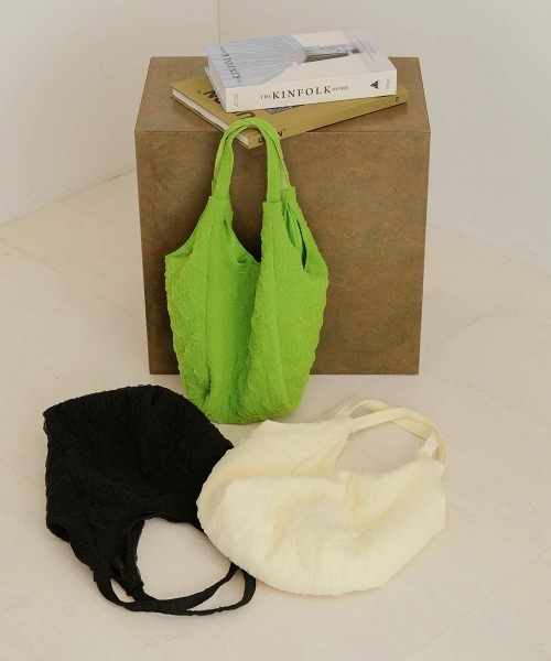 Bab(バブ)の「しゅわしゅわカラートートバッグ(トートバッグ・レディース・ブラック/オフホワイト/グリーン/ピンク/パープル・ONESIZE)」の8枚目の写真