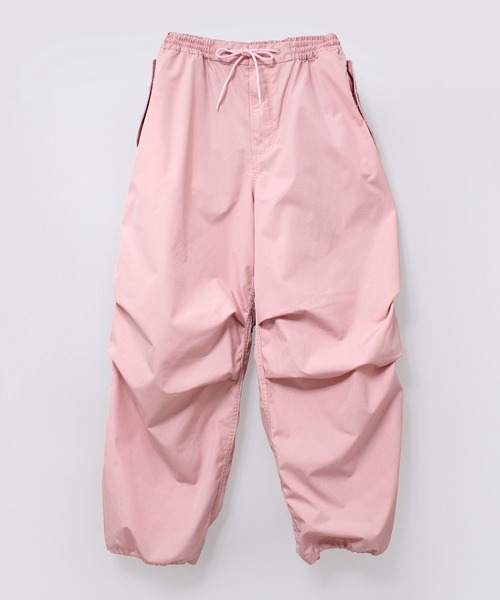 RNA（アールエヌエー）の「R3984 イージーオーバーパンツ（その他パンツ・レディース・ブラック/オレンジ/グリーン/カーキ/ブルー/ホワイト/ピンク/グレー/ネイビー/サックスブルー・MEDIUM）」の9枚目の写真