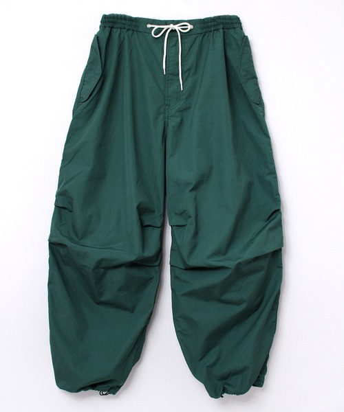 RNA（アールエヌエー）の「R3984 イージーオーバーパンツ（その他パンツ・レディース・ブラック/オレンジ/グリーン/カーキ/ブルー/ホワイト/ピンク/グレー/ネイビー/サックスブルー・MEDIUM）」の6枚目の写真