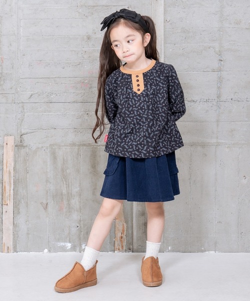 RAGMART（ラグマート）の「プリントブラウス（Tシャツ/カットソー・キッズ・ブラック/レッド/サックスブルー・90cm/80ｃｍ/95cm）」の4枚目の写真