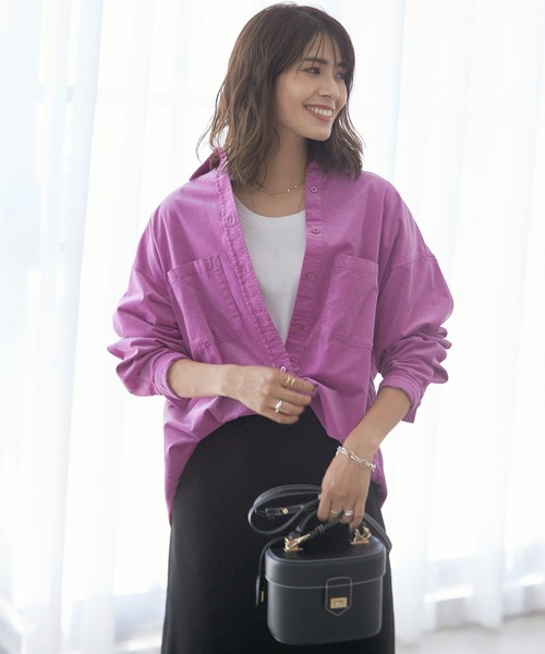 BAYFLOW（ベイフロー）の「カラーコーデュロイシャツ（シャツ/ブラウス・レディース・ベージュ/ブルー/マスタード/モカ/チャコール/ピンク・SMALL/MEDIUM）」の6枚目の写真