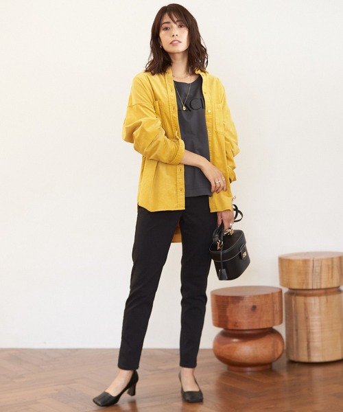 BAYFLOW（ベイフロー）の「カラーコーデュロイシャツ（シャツ/ブラウス・レディース・ベージュ/ブルー/マスタード/モカ/チャコール/ピンク・SMALL/MEDIUM）」の10枚目の写真