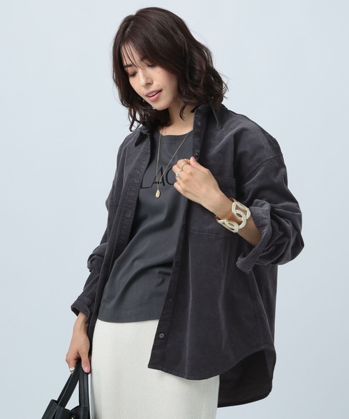 BAYFLOW（ベイフロー）の「カラーコーデュロイシャツ（シャツ/ブラウス・レディース・ベージュ/ブルー/マスタード/モカ/チャコール/ピンク・SMALL/MEDIUM）」の20枚目の写真