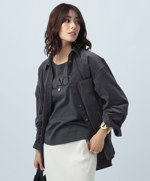 BAYFLOW（ベイフロー）の「カラーコーデュロイシャツ（シャツ/ブラウス・レディース・ベージュ/ブルー/マスタード/モカ/チャコール/ピンク・SMALL/MEDIUM）」の21枚目の写真