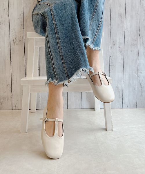 Noubel Voug Relax(ヌーベルヴォーグリラックス)の「Tストラップローヒールパンプス(パンプス・レディース・ブラック/ブラウン/アイボリー・LL/S/M/L)」の9枚目の写真