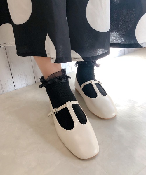 Noubel Voug Relax(ヌーベルヴォーグリラックス)の「Tストラップローヒールパンプス(パンプス・レディース・ブラック/ブラウン/アイボリー・LL/S/M/L)」の15枚目の写真