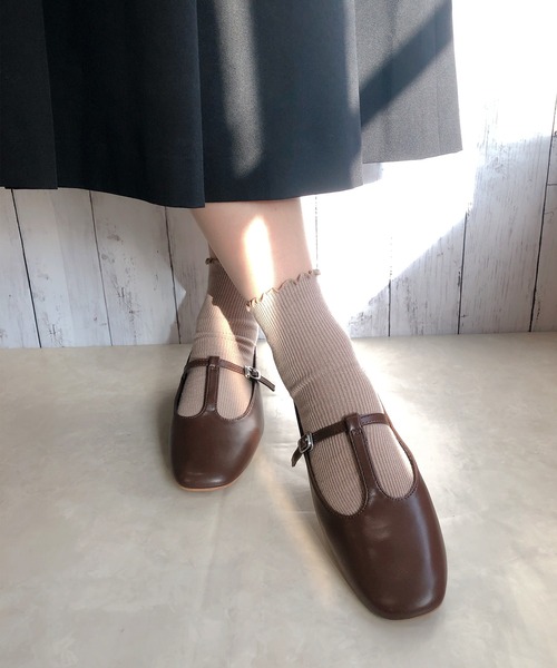 Noubel Voug Relax(ヌーベルヴォーグリラックス)の「Tストラップローヒールパンプス(パンプス・レディース・ブラック/ブラウン/アイボリー・LL/S/M/L)」の17枚目の写真