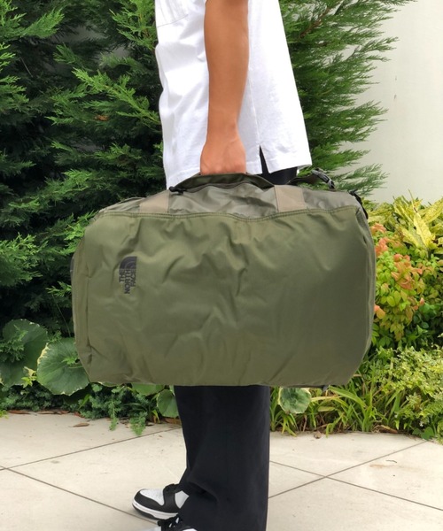 THE NORTH FACE（ザノースフェイス）の「【THE NORTH FACE】Base Camp Voyager Lite 42L（ドラムバッグ・メンズ・ブラック/カーキ/オリーブ/ブラウン/ブラック系その他・FREE）」の5枚目の写真