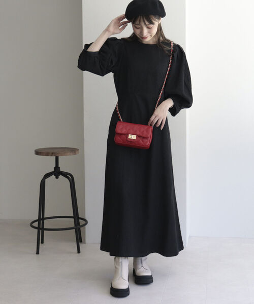 fredy emue（フレディエミュ）の「袖ボリュームデニムワンピース（ワンピース・レディース・ネイビー/ブラック・38）」の11枚目の写真