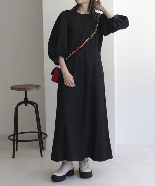 fredy emue（フレディエミュ）の「袖ボリュームデニムワンピース（ワンピース・レディース・ネイビー/ブラック・38）」の15枚目の写真